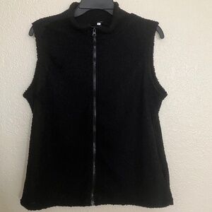 NWOT Women's Black Teddy Vest Sleeveless Zip-Up w/Pockets - Size L